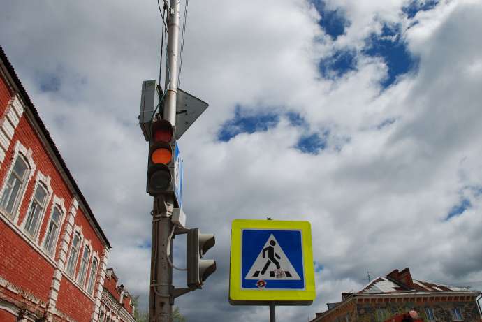 Знаки на улицах города