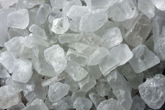 Выращиваем кристаллы соли